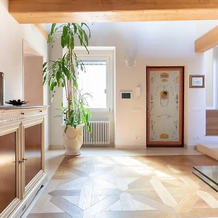 Luxury Penthouse Rasella Appartement *